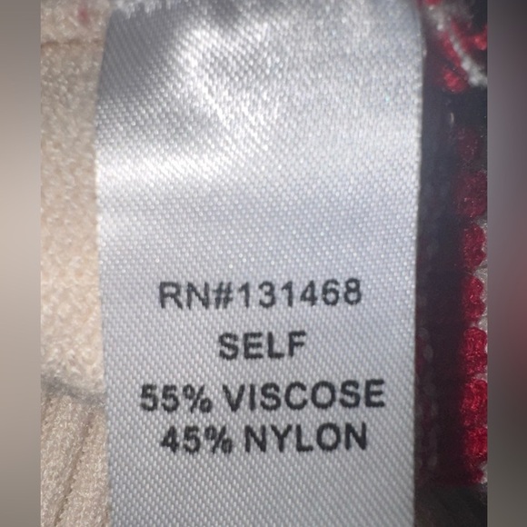 Avara Sweater - Picture 5 of 6